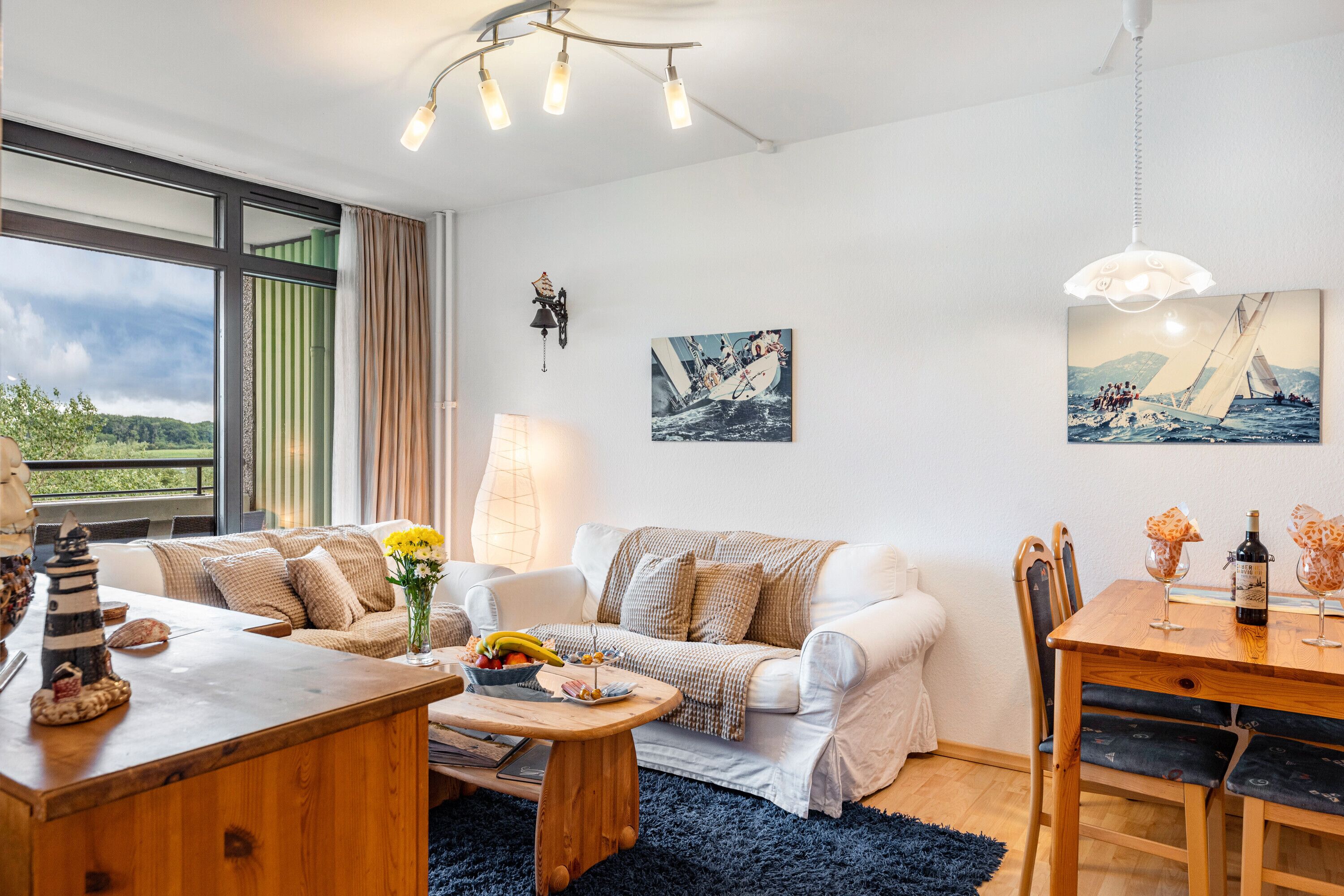 Tv, dvd-afspiller, stereoanlæg