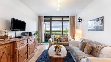 TV, DVD player, stereo