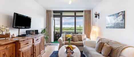 TV, DVD player, stereo