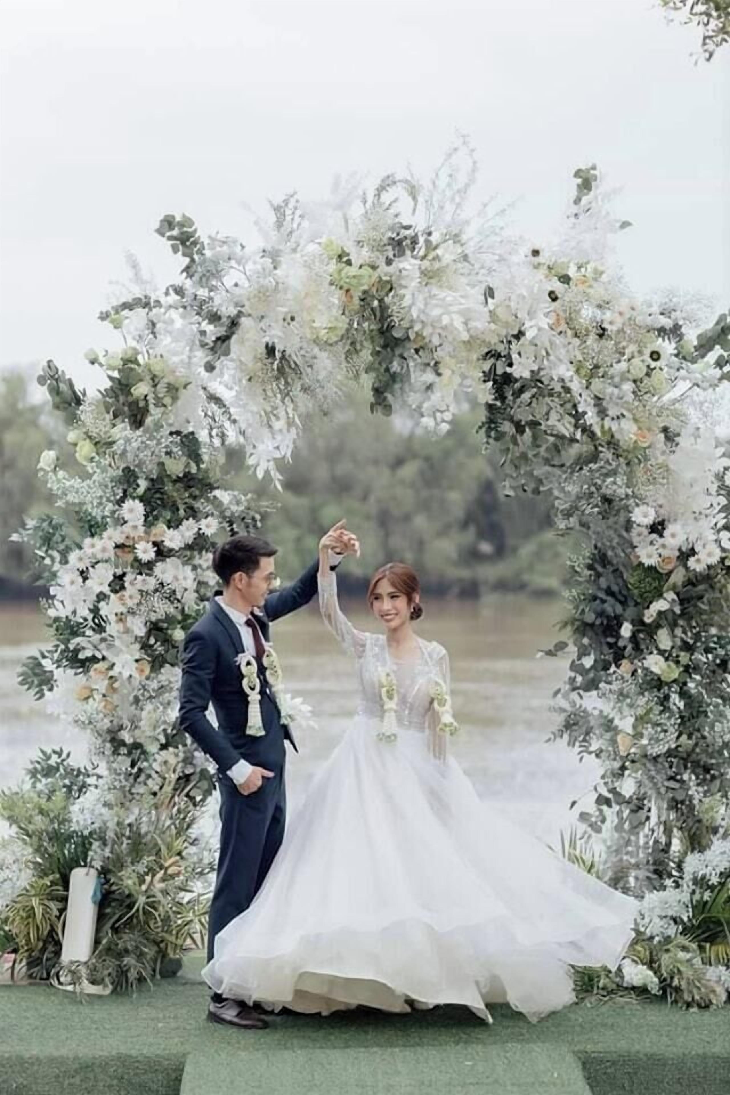 屋外結婚式場