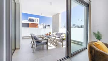 Apartment, 2 Bedrooms, Terrace, City View | Balcony