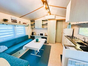 雪櫃、微波爐、爐具、咖啡機/沖茶器