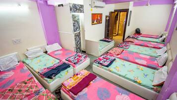 12 Single Bed Room | 1 bedroom