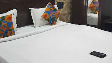 Free WiFi, bed sheets
