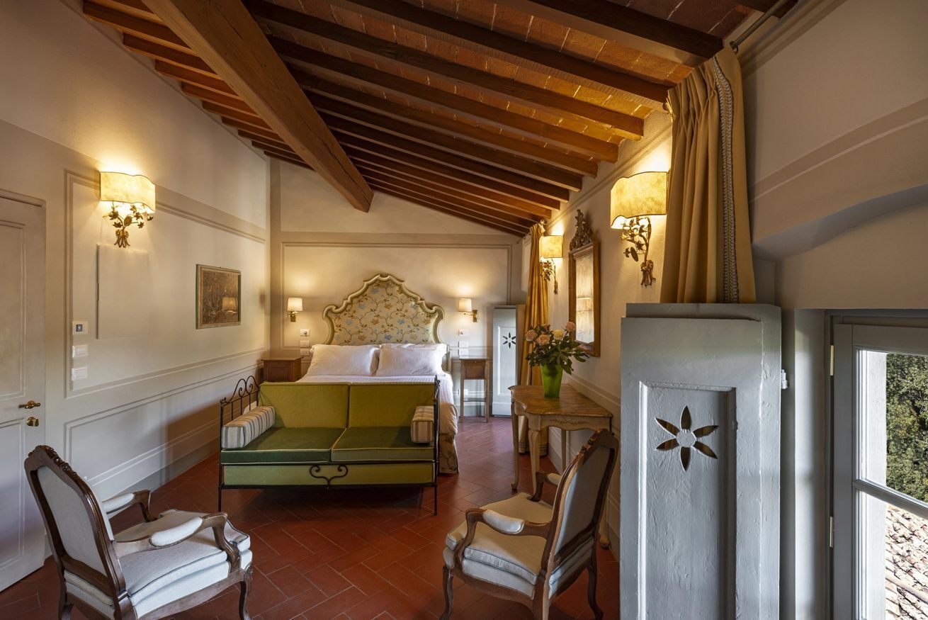 Coffres-forts dans les chambres, fer et planche à repasser, Wi-Fi