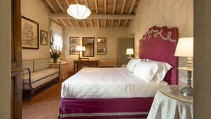 1 bedroom, in-room safe, iron/ironing board, WiFi - My Exclusive Italy - Classic Suite in a Luxury Wine Estate (Rignano sull'Arno)