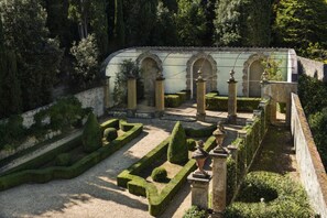 Unclassified image, 2 of 62, button - My Exclusive Italy - Classic Suite in a Luxury Wine Estate (Rignano sull'Arno)