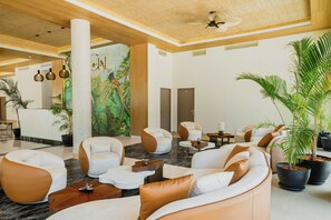 Lobby lounge - Garden Hill Resort & Spa (Beau Vallon)