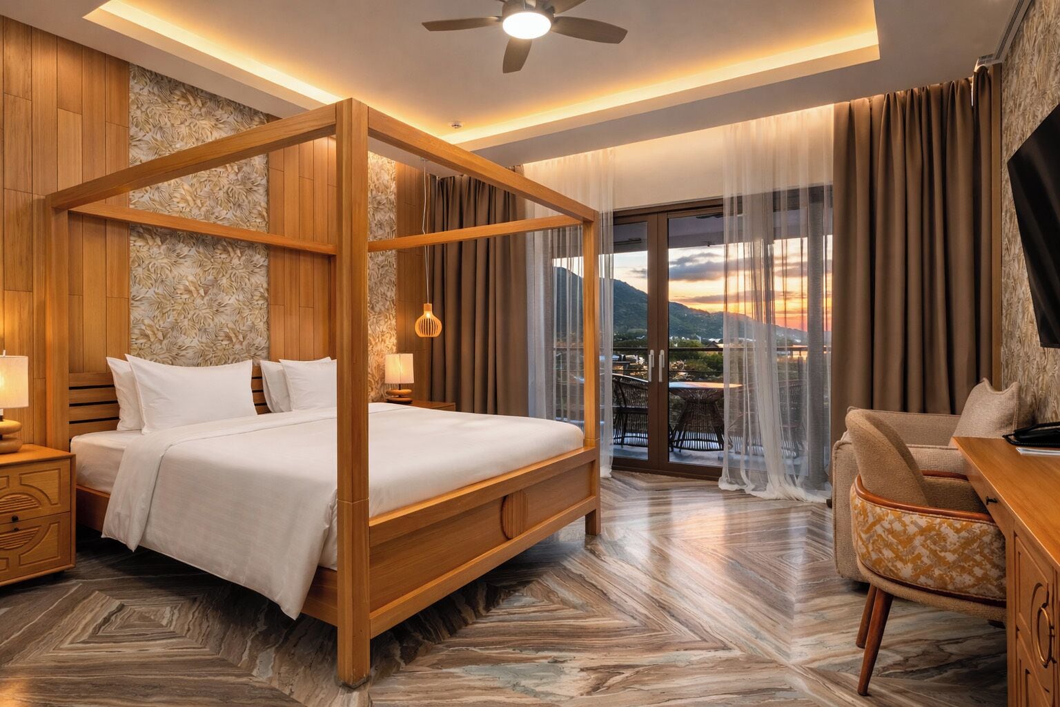 Deluxe Double Room, Balcony, Mountain View