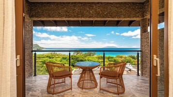 Deluxe Double Room, Balcony, Ocean View | Beach/ocean view