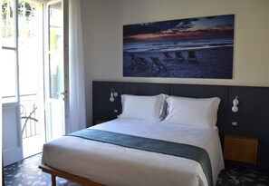 1 chambre, fer et planche à repasser, accès Internet