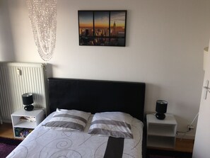 2 Schlafzimmer, Bügeleisen/Bügelbrett, WLAN, Bettwäsche