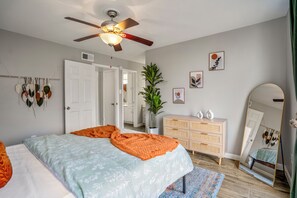 1 bedroom, iron/ironing board, WiFi, bed sheets