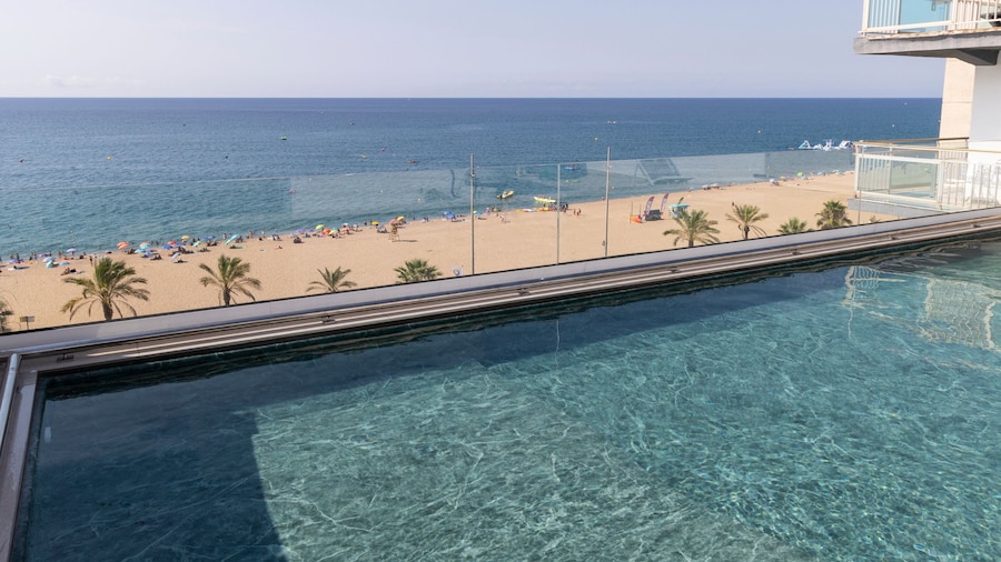 Hotel Calella by Beatriz Hoteles