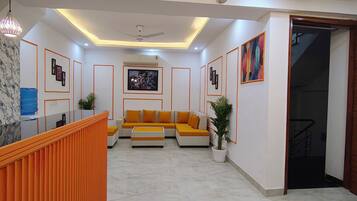 Sala de estar en el lobby