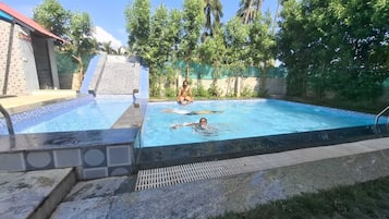 15 piscine all'aperto