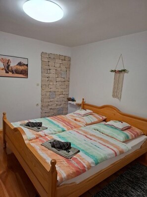 1 soverom, wi-fi og sengetøy