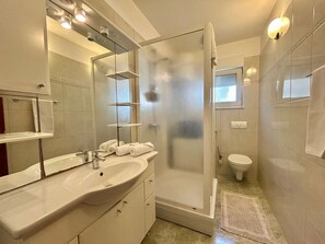 Hair dryer, towels - Azure Apartments By The Sea with 2 Bedrooms (Omis)