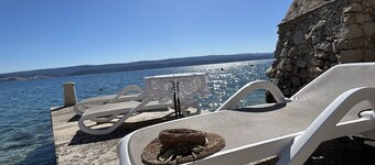 Azure Apartments By The Sea with 3 Bedrooms