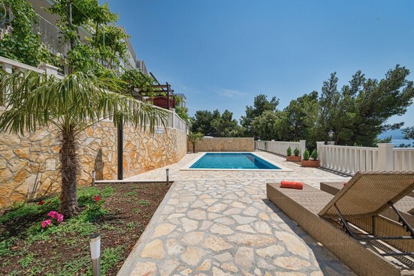 Pool - Apartment for 8 Persons With Pool (Stanici)