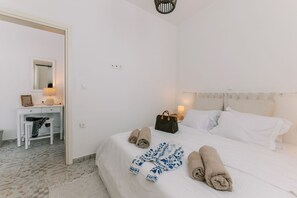 1 bedroom, desk, iron/ironing board, free WiFi