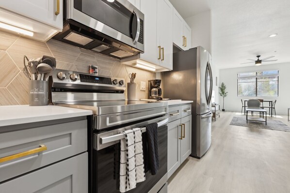 Fridge, microwave, oven, stovetop