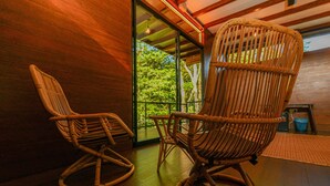 Standard Cabin, River View | Ruang tamu