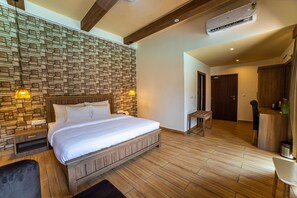 Free WiFi - Vanya Forest Resort (Kaladhungi)