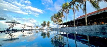 Ocean Villa Da Nang 4BR 5 Beds, Private Pool and Kitchen