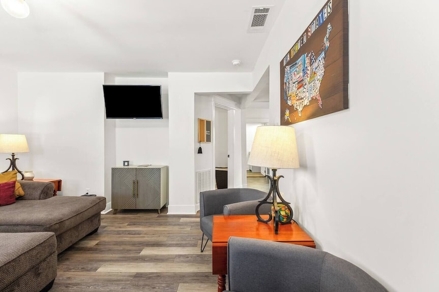 Stay In A Newly Renovated Home In The Heart Of Dtown Lexington - 萊星頓市