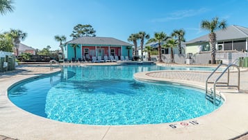 House, 3 Bedrooms, Balcony, Garden View | Pool | Outdoor pool