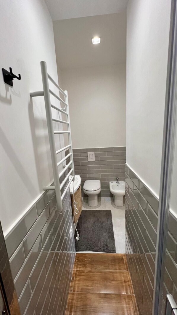Bathroom - Allegria napoletana (Naples)