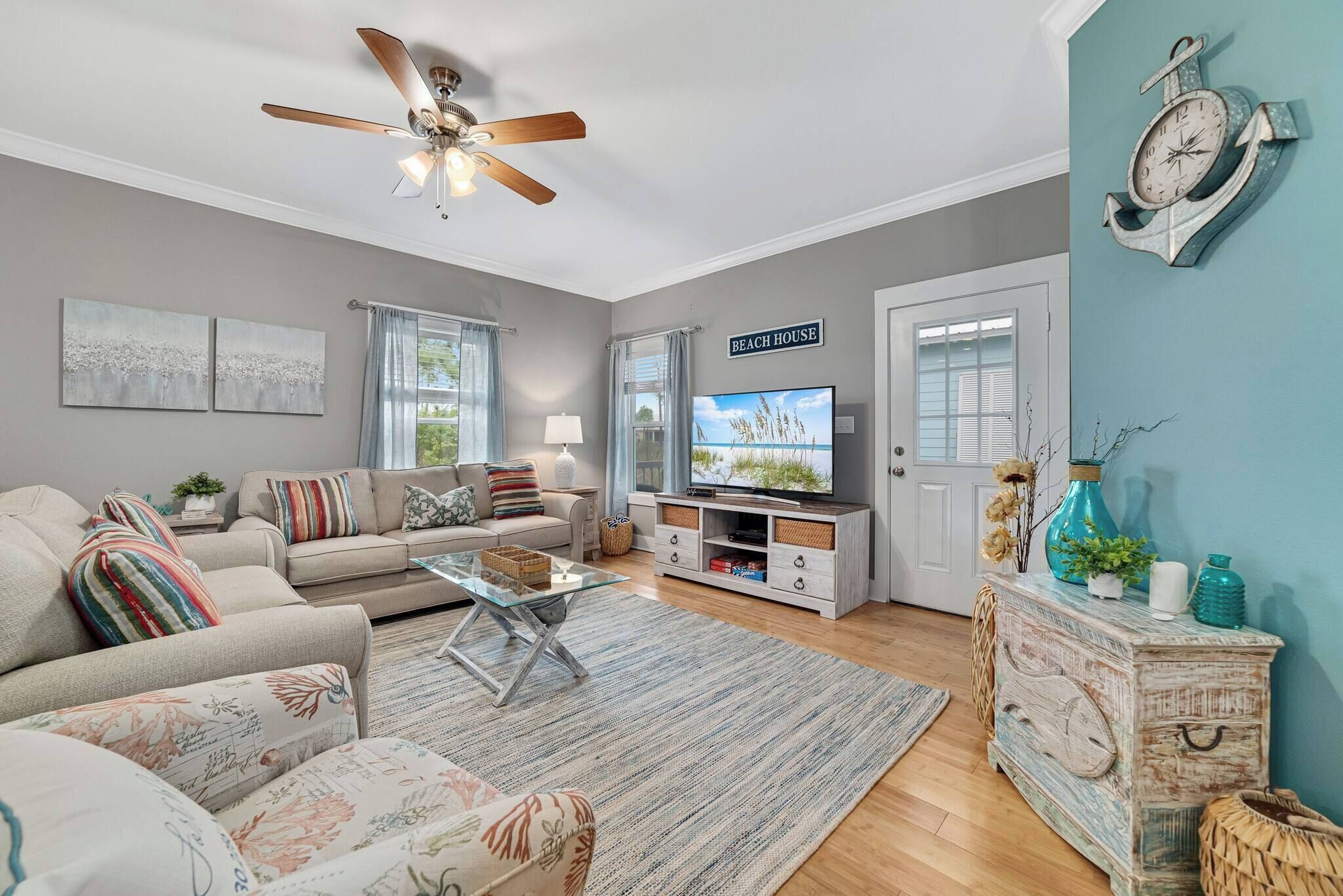 Bungalow, 3 Bedrooms, Balcony, Garden View | Living room