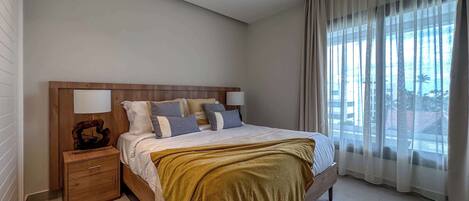 2 slaapkamers, een strijkplank/strijkijzer, reisbedje, wifi