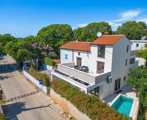 Exterior - Dolce Vita Apartment 1 with Heated Private Pool (Mugeba)