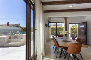Dining - Dolce Vita Apartment 1 with Heated Private Pool (Mugeba)