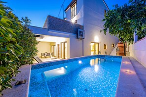 Outdoor pool - Dolce Vita Apartment 1 with Heated Private Pool (Mugeba)