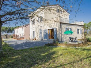 Exterior - Cosy apartment for 2 people with A/C, pool, WIFI and pets allowed (Fucecchio)