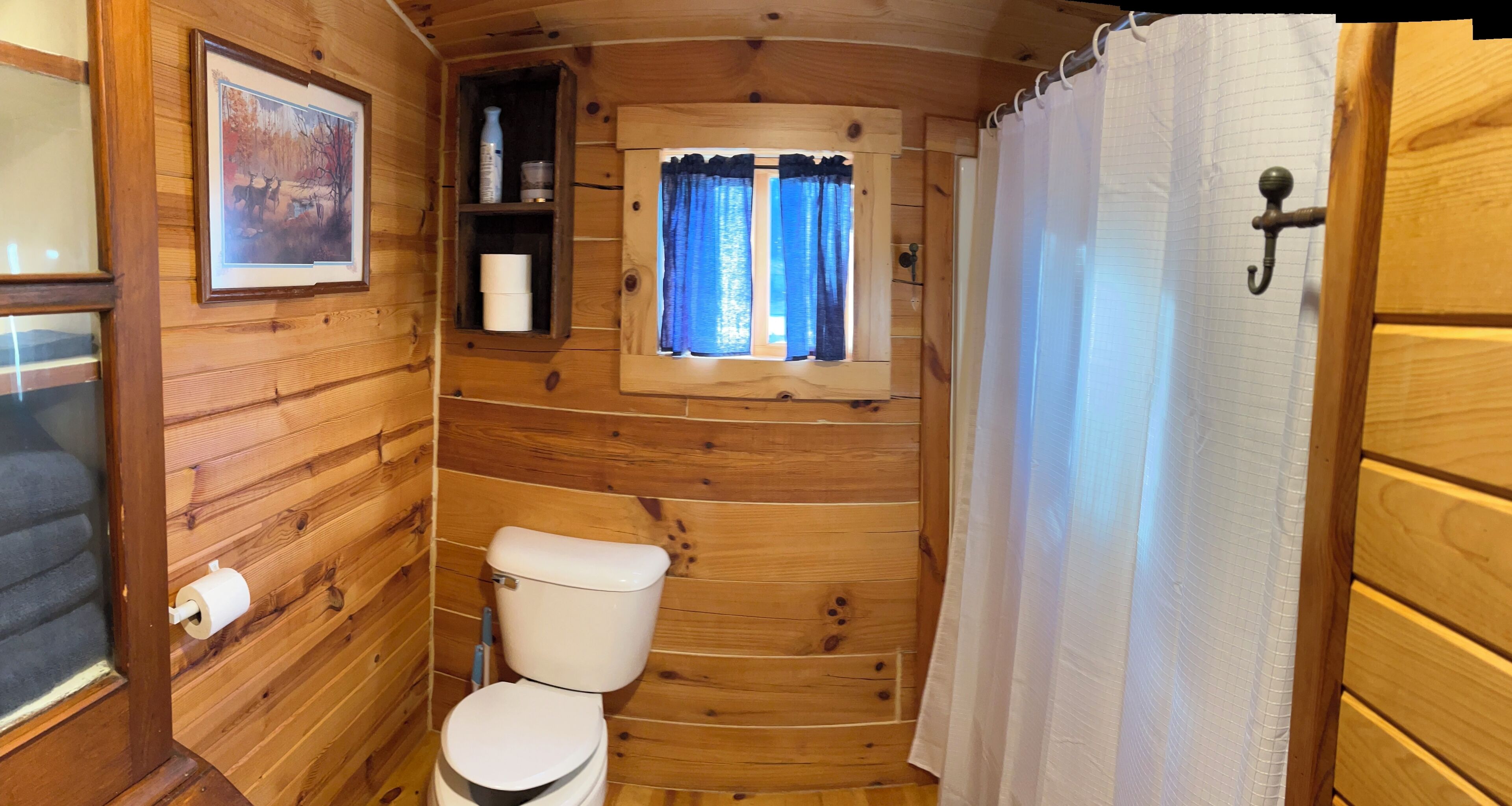 風筒、提供毛巾、廁紙