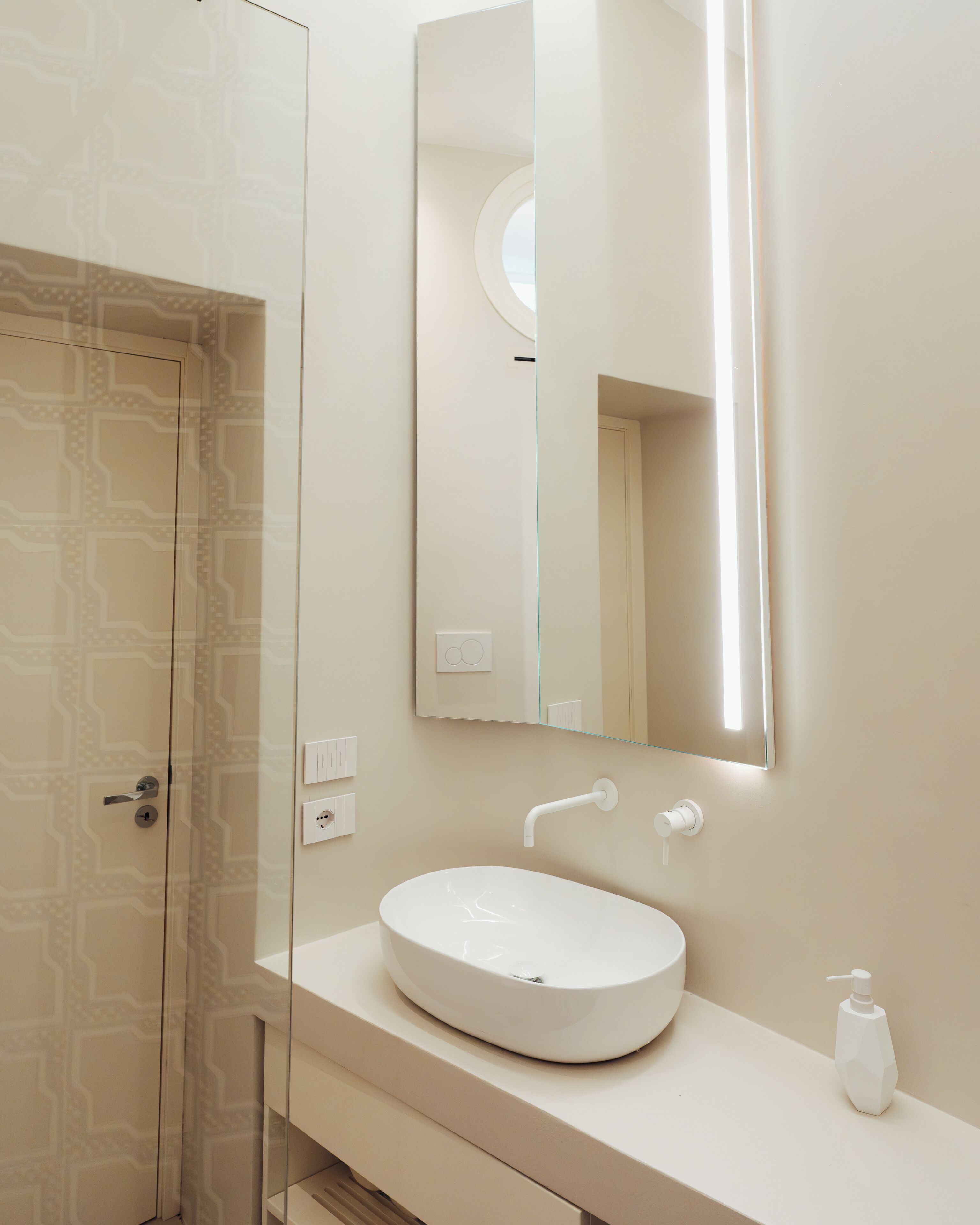 Deluxe Villa, City View | Bathroom