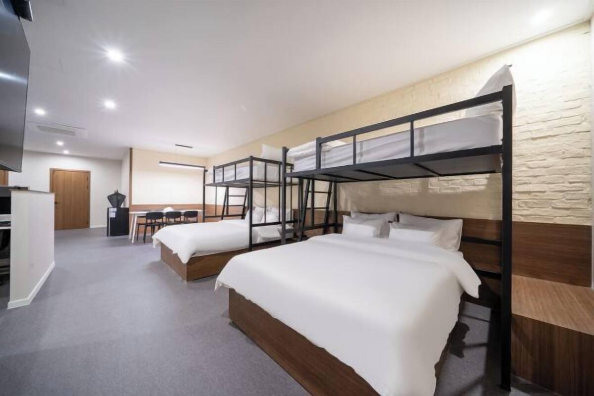 1 camera, biancheria da letto di alta qualità, copriletto in piuma