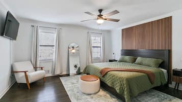 3 bedrooms, iron/ironing board, WiFi, bed sheets