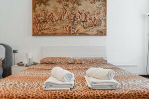 3 bedrooms, iron/ironing board, WiFi