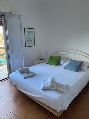 7 Schlafzimmer, Bügeleisen/Bügelbrett, WLAN, Bettwäsche