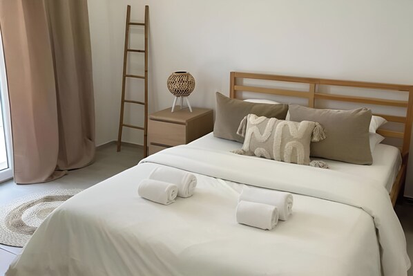 House | 3 bedrooms, iron/ironing board, free WiFi, bed sheets - Nature Retreat-3 Bed-sleeps 5-private Garden (Grandola)