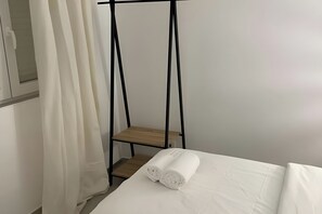 House | 3 bedrooms, iron/ironing board, free WiFi, bed sheets