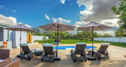 Old Olive Tree Cottage