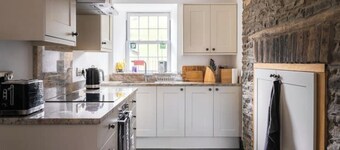 Lovely family cottage in Cambrian mountains, mid-west Wales