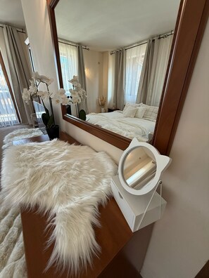 1 chambre, fer et planche à repasser, Wi-Fi, literie fournie