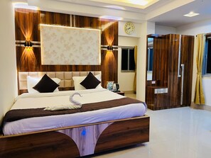 Soundproofing, free WiFi - Riverdale Homestay, Diamond Harbour -WB Govt Reg Gold Category (Diamond Harbour)